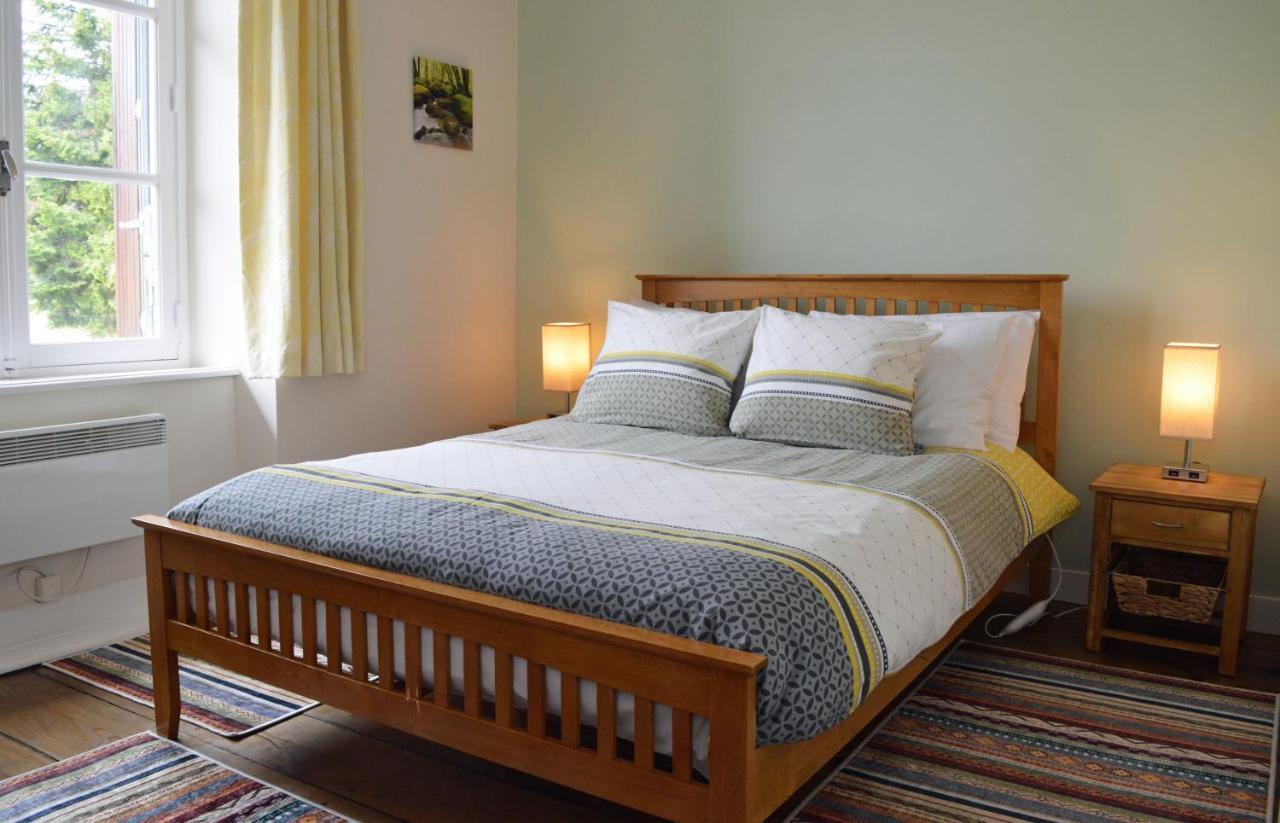 Bed and Breakfast Champ De Foire Sussac Zewnętrze zdjęcie